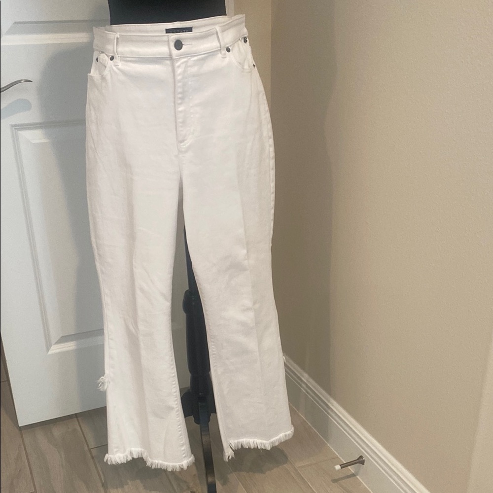 1 State…White Frayed Hem Women Jeans